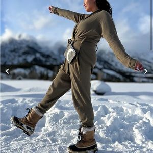 MIAKODA waffle wrap romper olive green